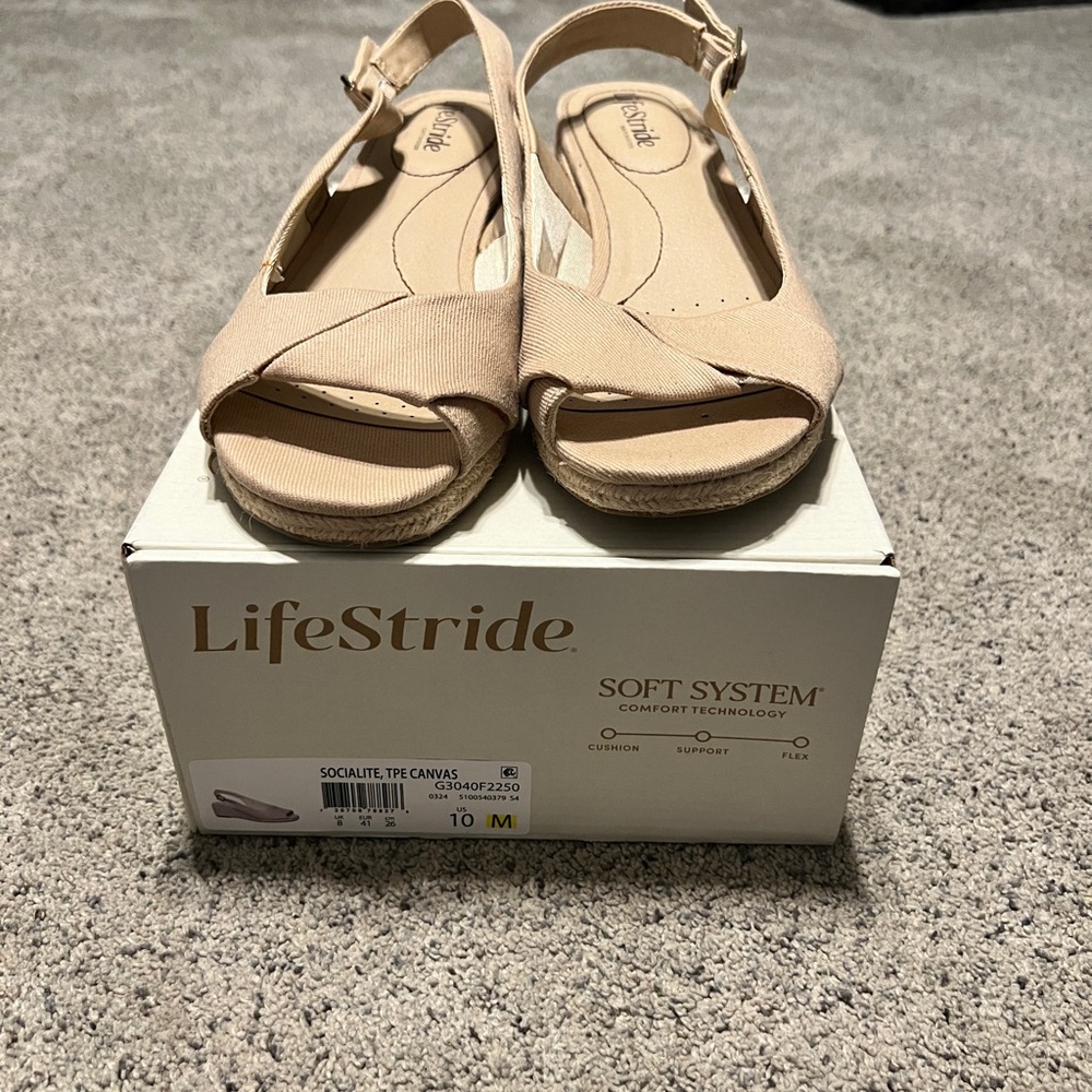 Life Stride Women's Taupe Canvas Sandals